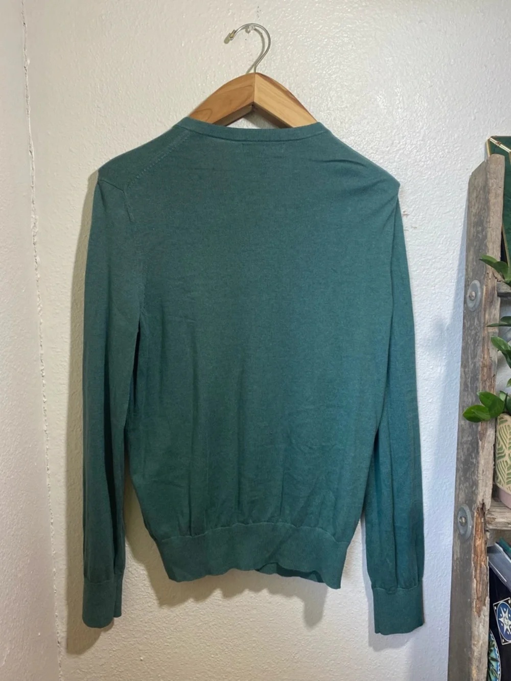 Banana Republic Luxury Lightweight Knit Silk V-Neck Lagoon Blue Size Large